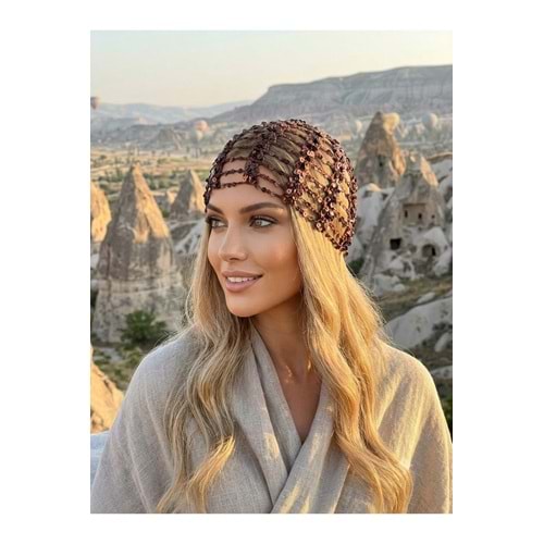 Kişi ye özel pul payet detaylı el örgüsü şapka