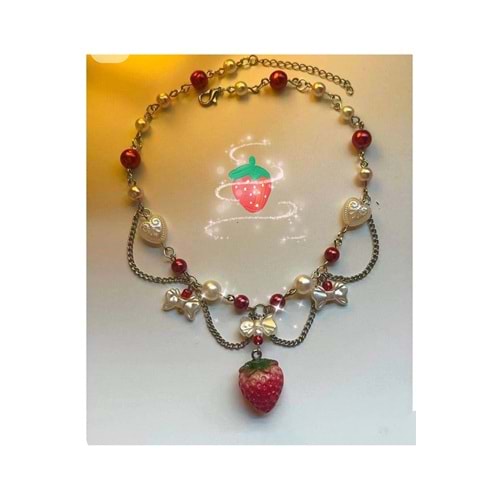 Strawberyy tasarım Pinterest çilek ?? kolye