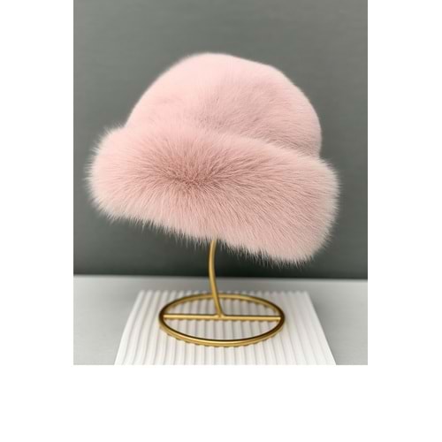 Pembe Kadın Peluş Şapka – Yumuşak Görünümlü Bere