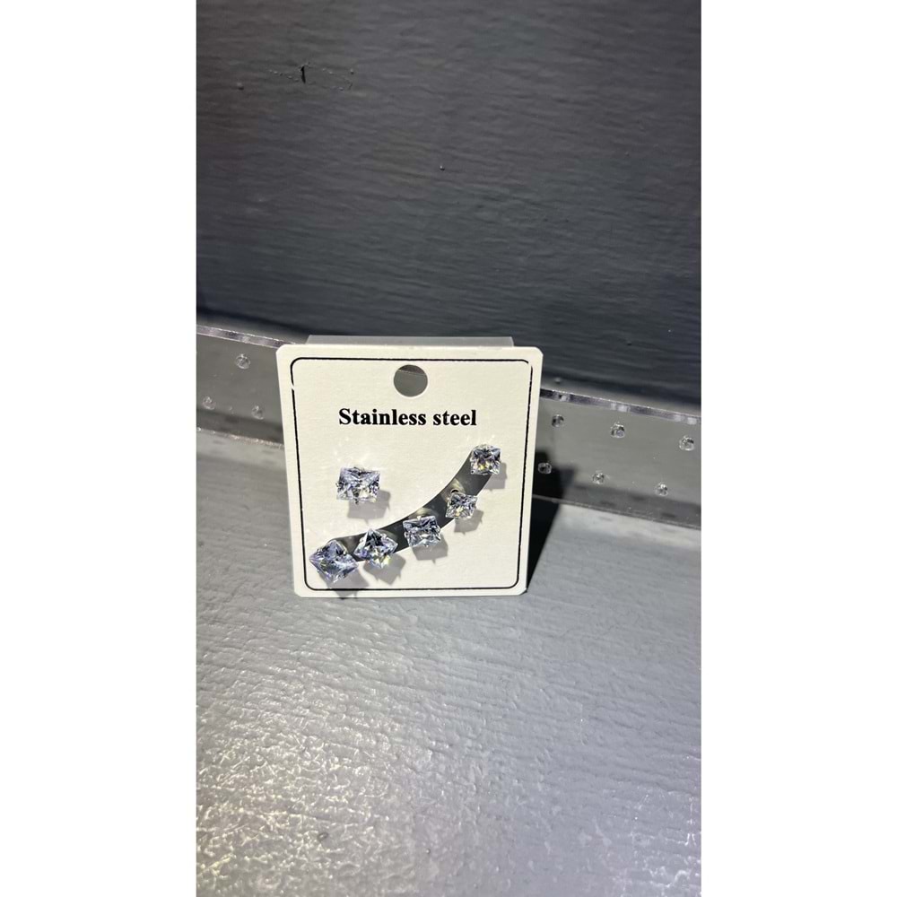 Kadın Çelik Çoklu Set Küpeler