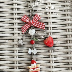 Strawbery  charm anahtarlık ✨telefon askısı