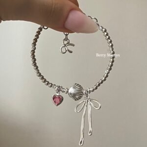 Yansımalı Opal Taşlı ve Denizkabuğu Boncuklu Dorika Coquette Fiyonk Bileklik