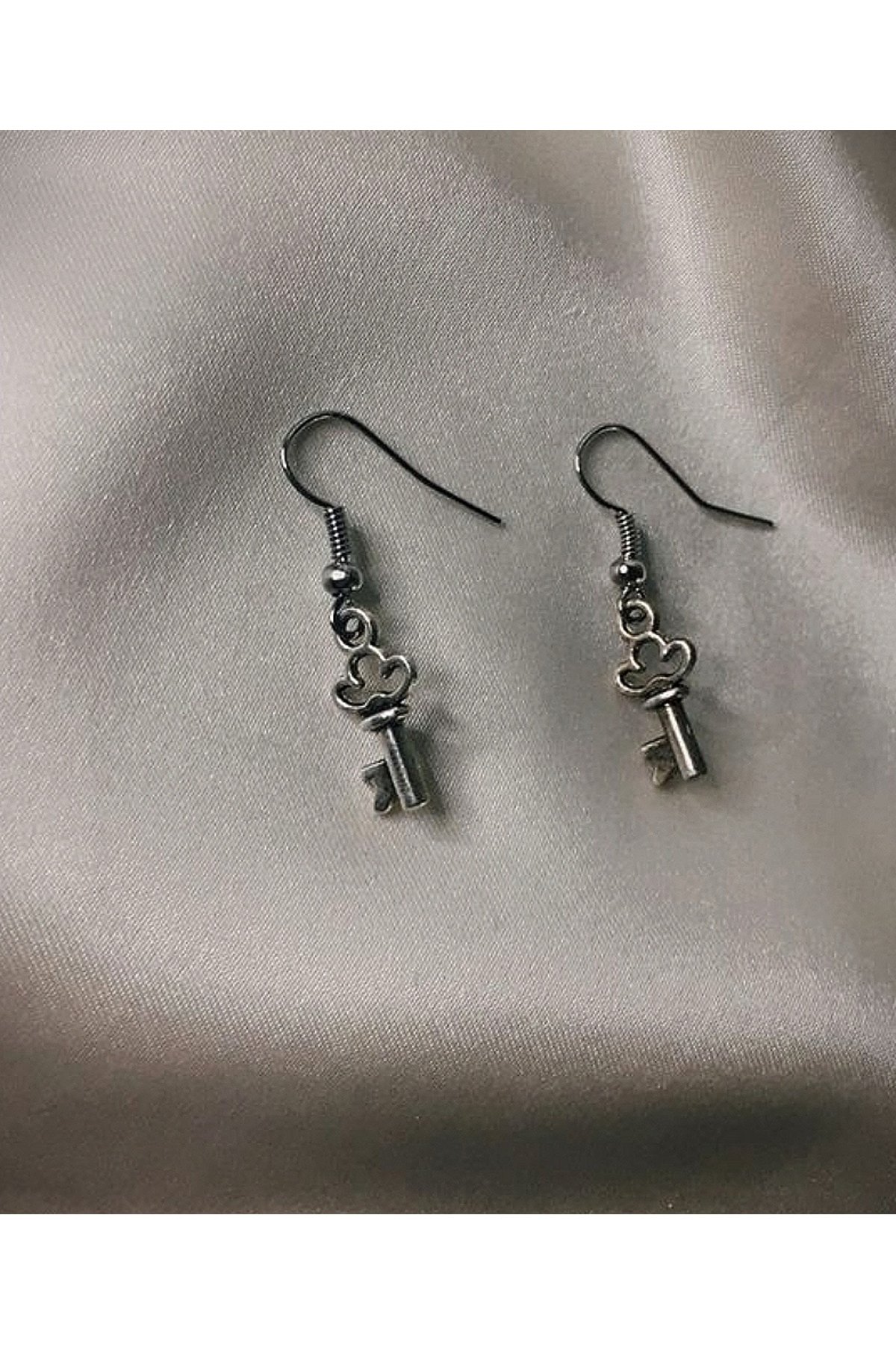 Vintage eskitme anahtar küpe