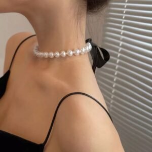 Büyük Incili Siyah Saten Kurdele Bağlamalı Choker Kolye
