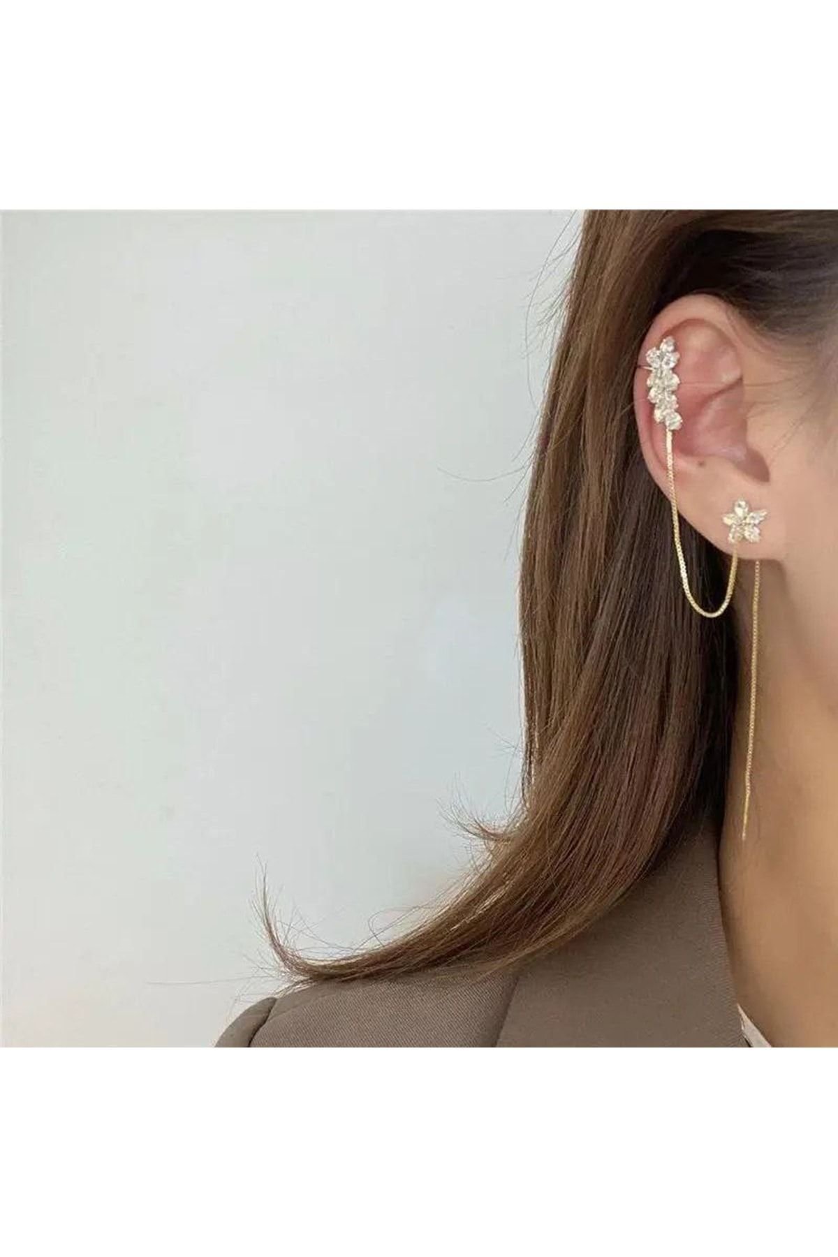 Taşlı yıldız modeli kıkırdak küpe tek taraf
