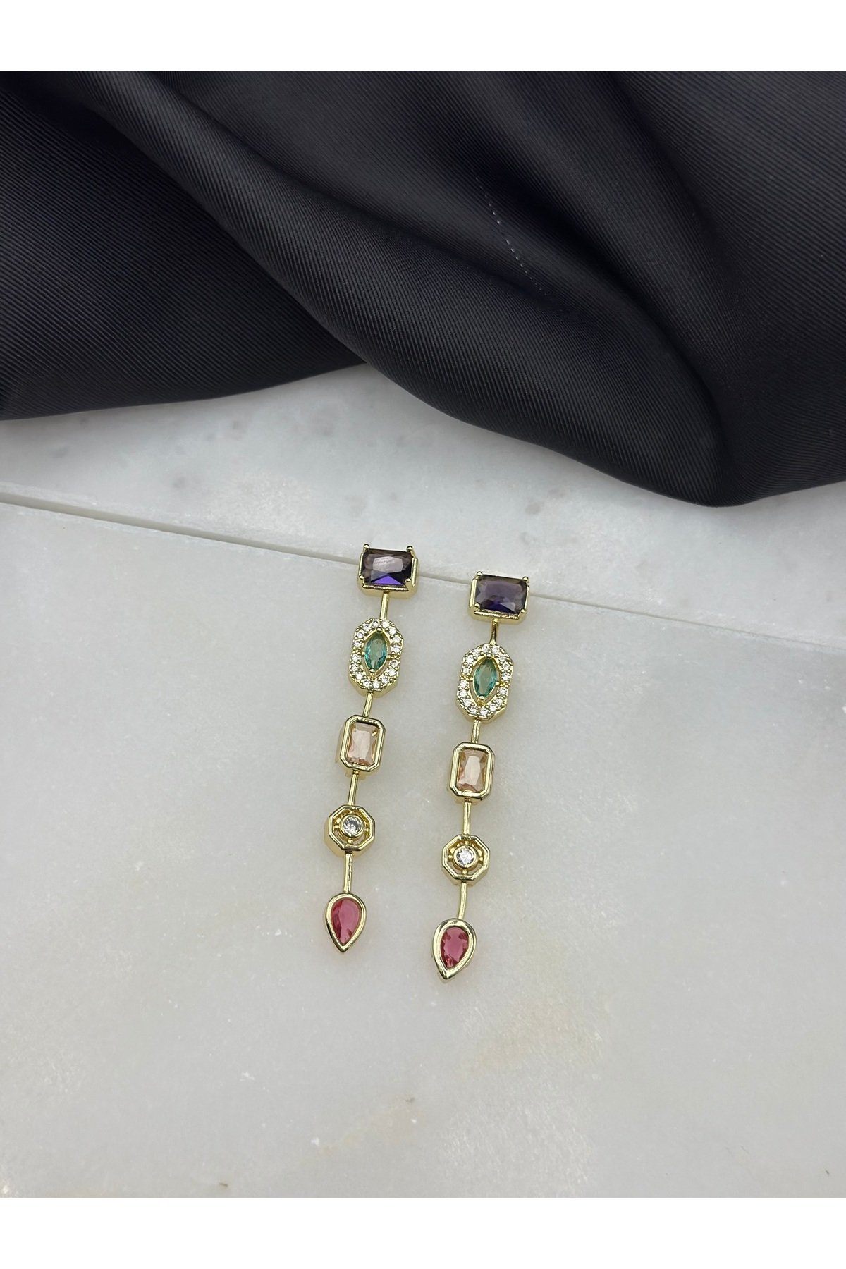 Gold Altın 5 li Renkli Taşlı Tasarım Melis Göral Y Küpe Çakra Marka Model Sallantılı Çelik Küpe